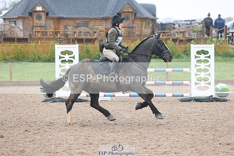 250418-134335-04052 - 216-Kt.English-Baillie-CRISTAKELL.MR..DOUGAL