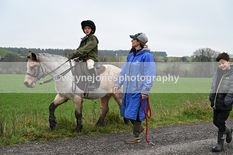 WJ7_9878 - Walk out..