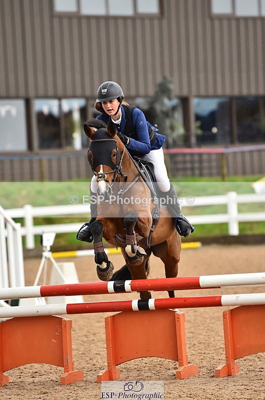 231028A-121046-01042 - Cls 3 Discovery & 90cm Open