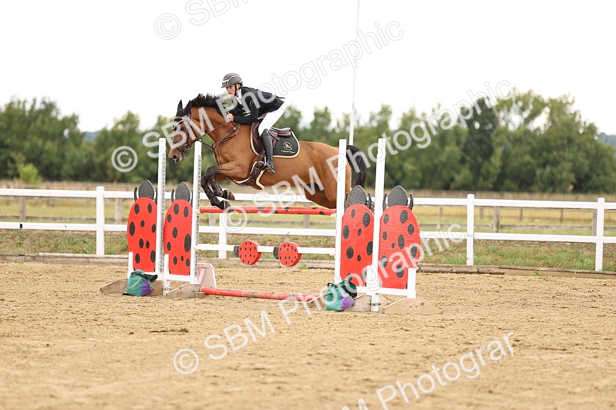 SBM_026884 - Class 13 - Senior Newcomers - 1.10m