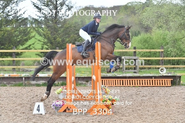 BPP_3304 - CLASS 14 SUN Senior BritiNovice/ 90cm Open