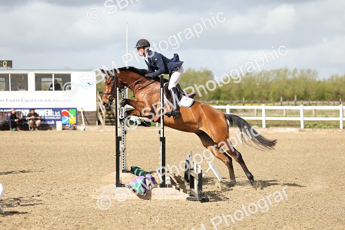 SBM_000110 - Class 1 - Clear Round