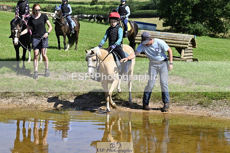 240728B-105730-00737 - Theo's Group XC