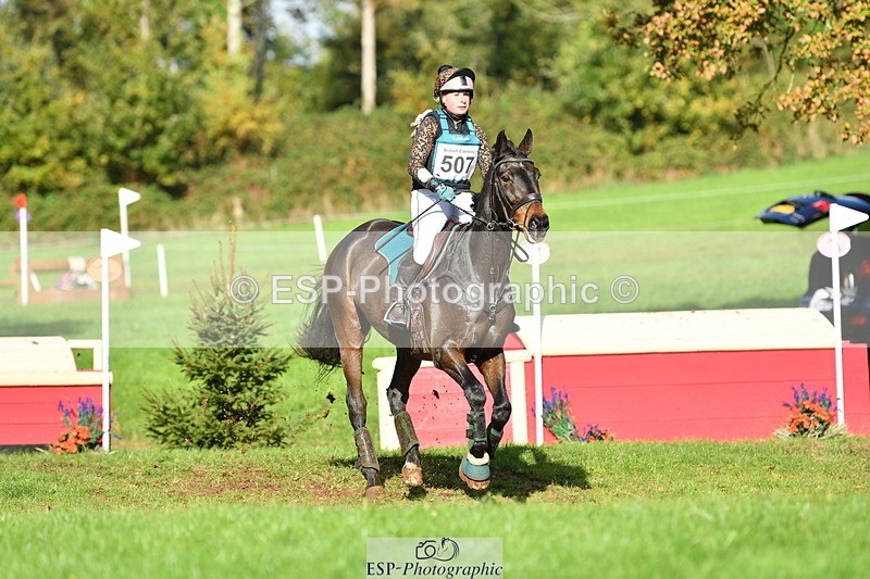 251025A-141812-21177 - G-507-Dominique.Kinnaird-Ainley