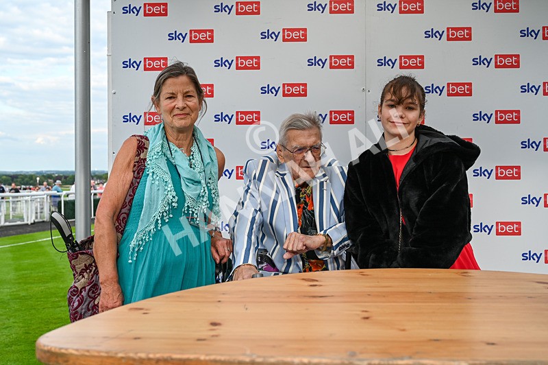 220724-Race 2-Refuge-5195 - Race 2