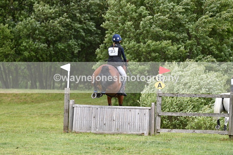 WJ5_3425 - Class 5 80cm Pairs