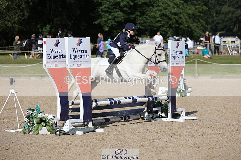 240823X-095213-14726 - 60cm R1 8.30 to 10.00