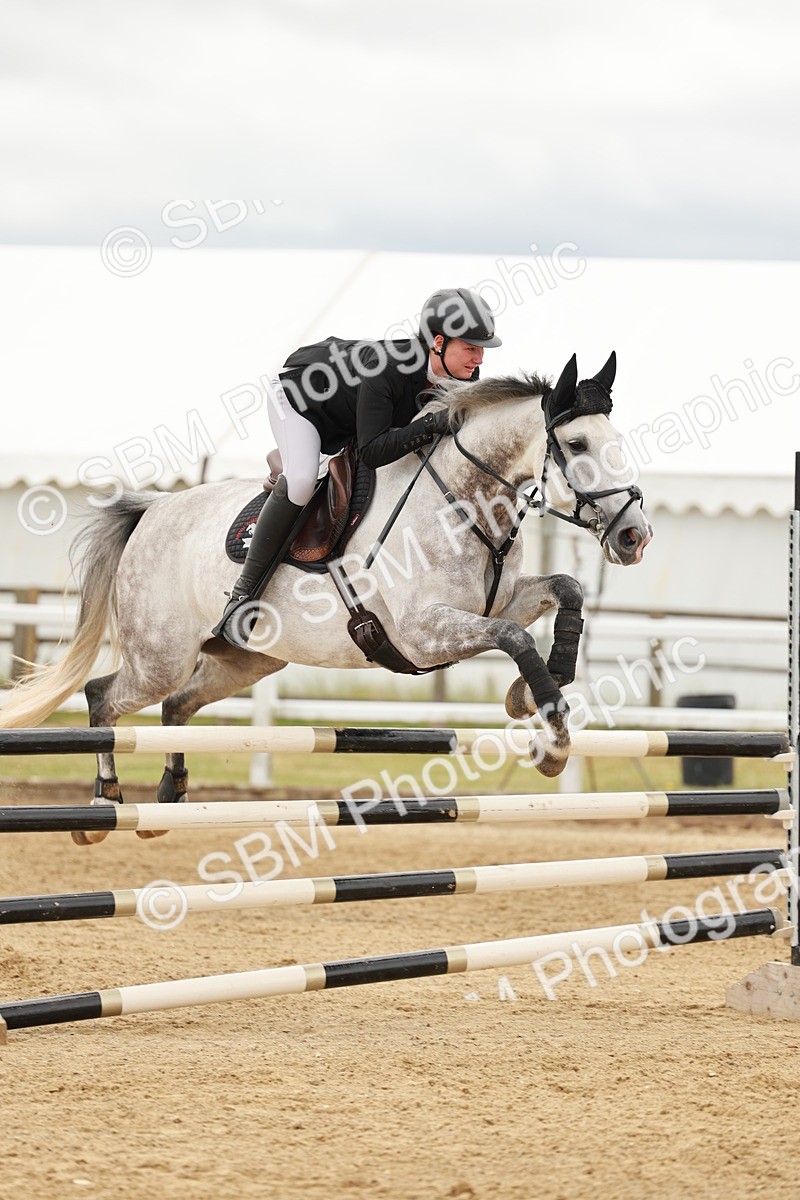 SBM_006926 - Class 2 - Senior Discovery - 1.00m Open