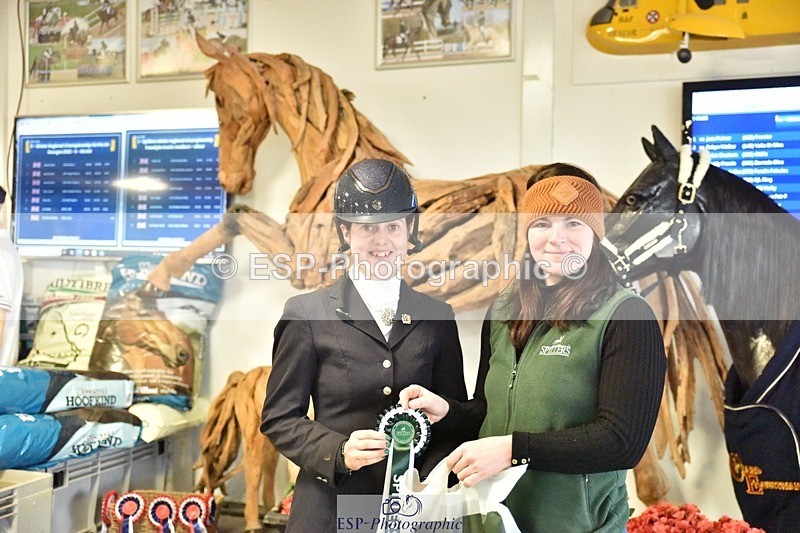 250214-130624-00327 - Freestyle Medium Silver Presentation