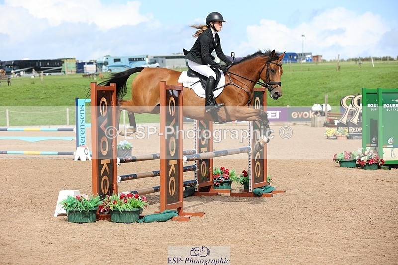 250911-141805-02386 - Cls 5 Chard Snr 90cm Speed Derby