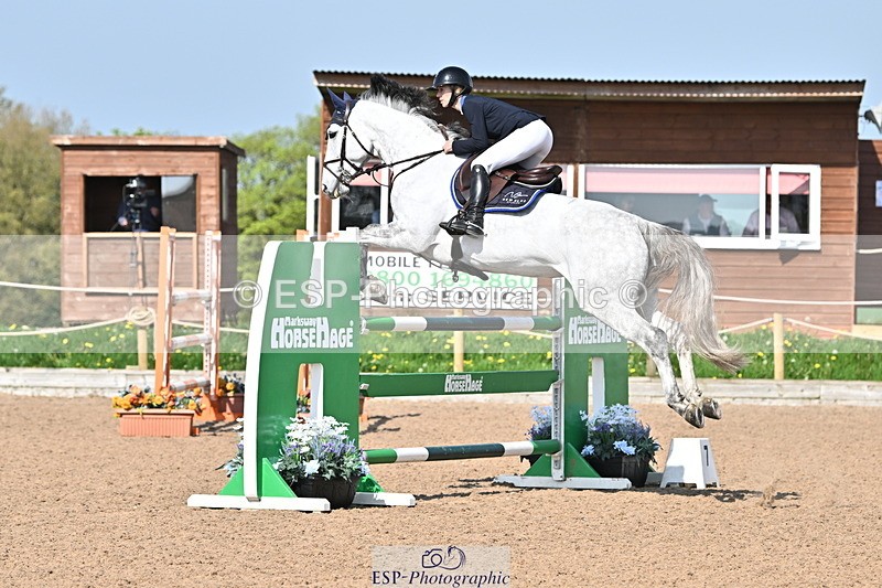 240509A-100259-00756 - Cls 8 Foxhunter