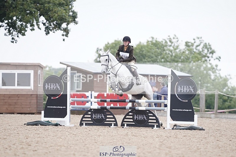 240831A-140534-04008 - 212-Kay.Webb-KILCAVAN.CLOVER