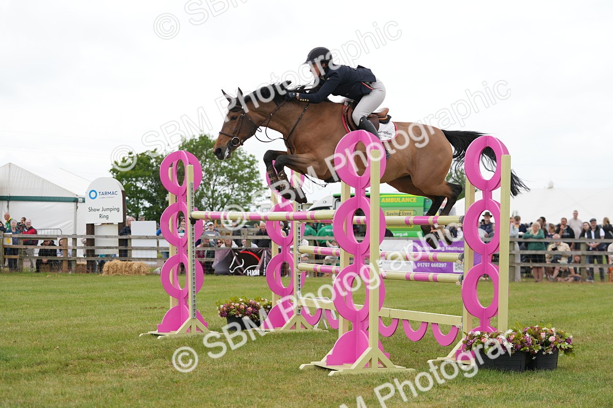 SBM_06455 - Class 202 - National 1.40m Open