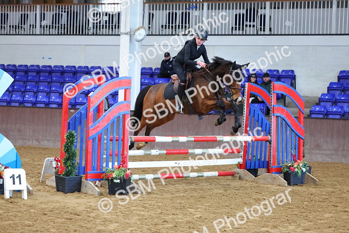 SBM_005353 - Class 22 - Bliss of London Novice Winter Championship Qualifier 90cm