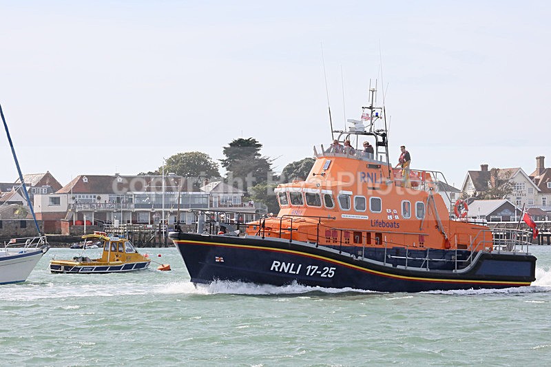 160924 ISLE OF WIGHT DAY Y92A1766 - ISLE OF WIGHT DAY SAIL PAST YARMOUTH 24TH SEPTEMBER
