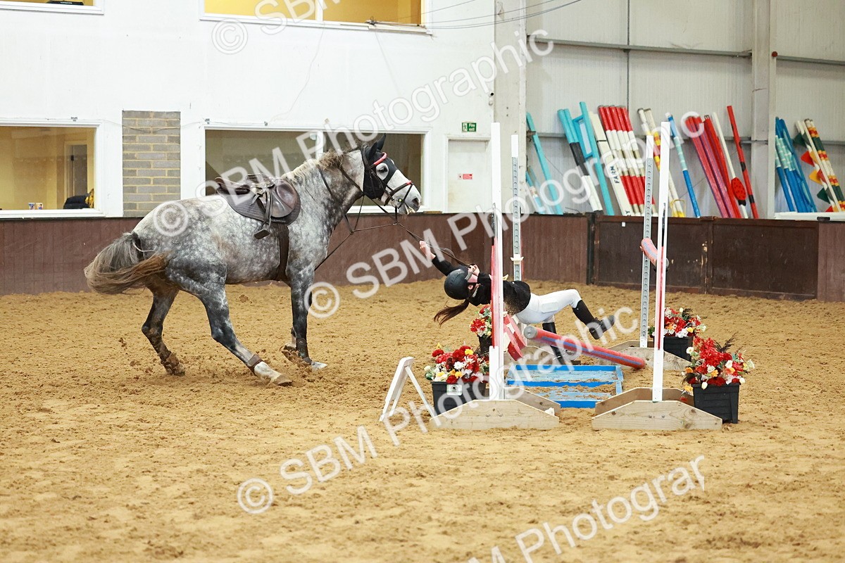 SBM_007341 - Class 19 - Senior Newcomers 1.10m