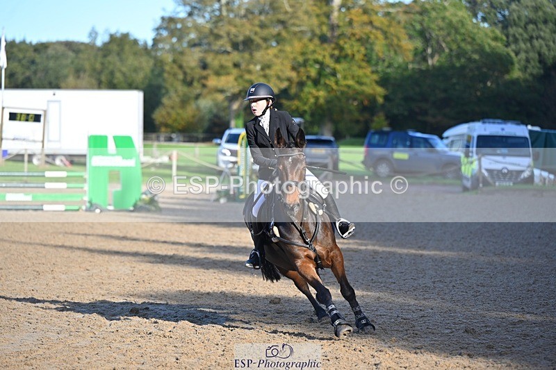 241027-100045-16191 - 358-Jessica.Meyer-LACKAGHMORE.VANDANGO