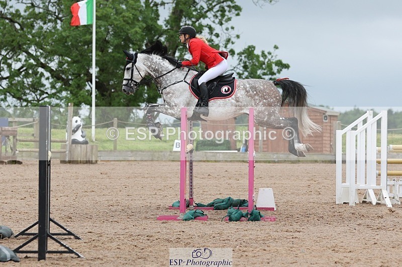 250524-093255-03838 - Cls 13  A&B 1.05m & 1.10m open