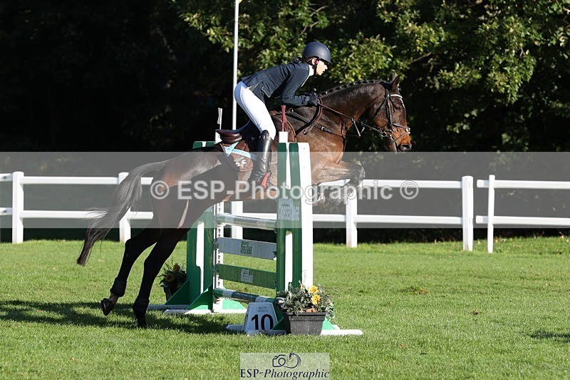 231022-094450-24093 - 670-SEEK.INDI-Maia.Ramasamy-TrotUp+SJ