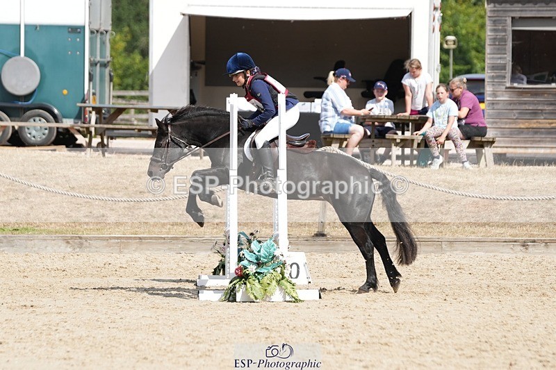 250821A-112352-15098 - WC Round 2 11.00 to 12.00