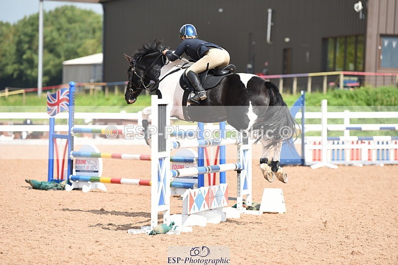 230902A-123234-01052 - Cls 9 1.10m Amateur Quali