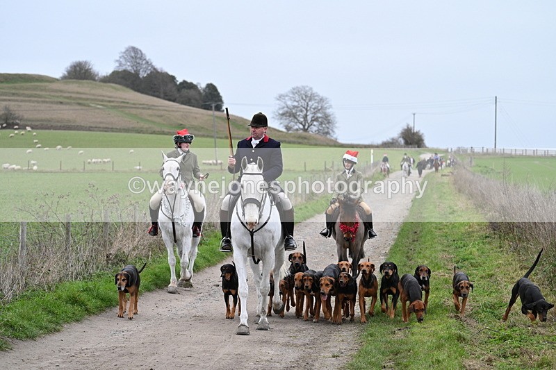 WJ7_1219 - Walk Home