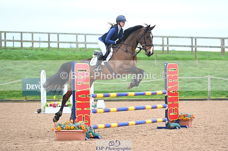 240316A-090623-02265 - Cls 13 Snr 1.05 and 1.10m Open