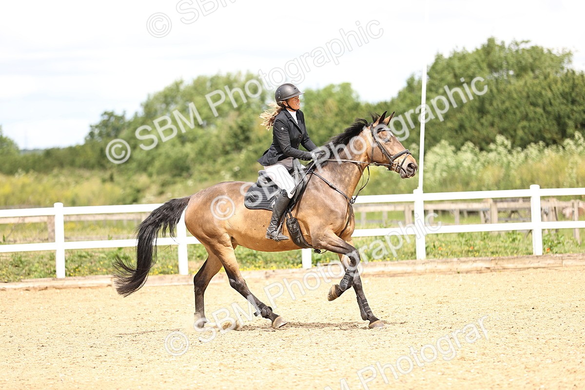 SBM_006468 - Class 16 - Senior British Novice - 90cm