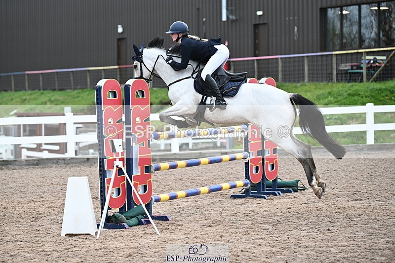 231118A-135544-03201 - Cls 9 Foxhunter & 1.10m Open