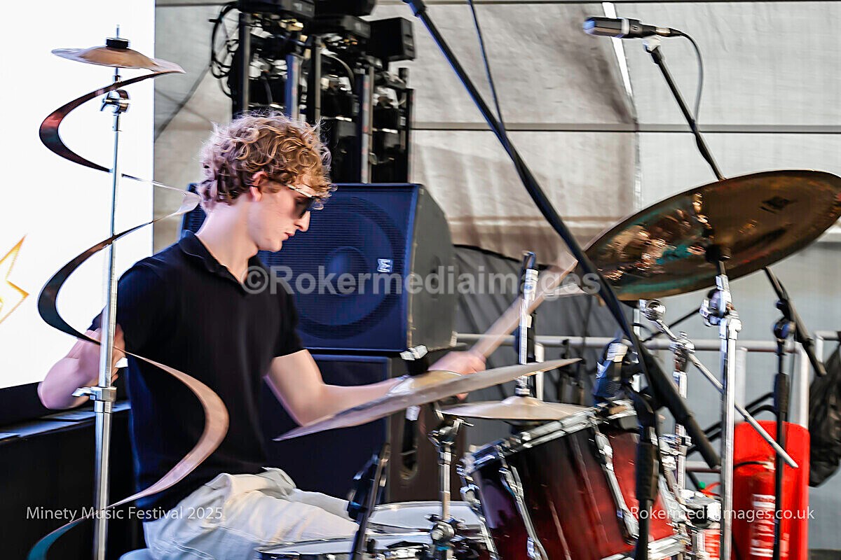 _MGL7203 - MINETY 2025