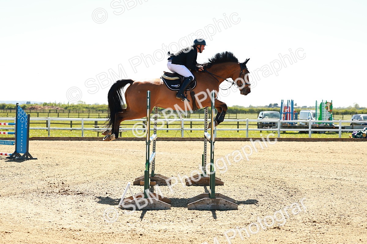 SBM_001492 - Class 5 - Senior Foxhunter - 1.20m