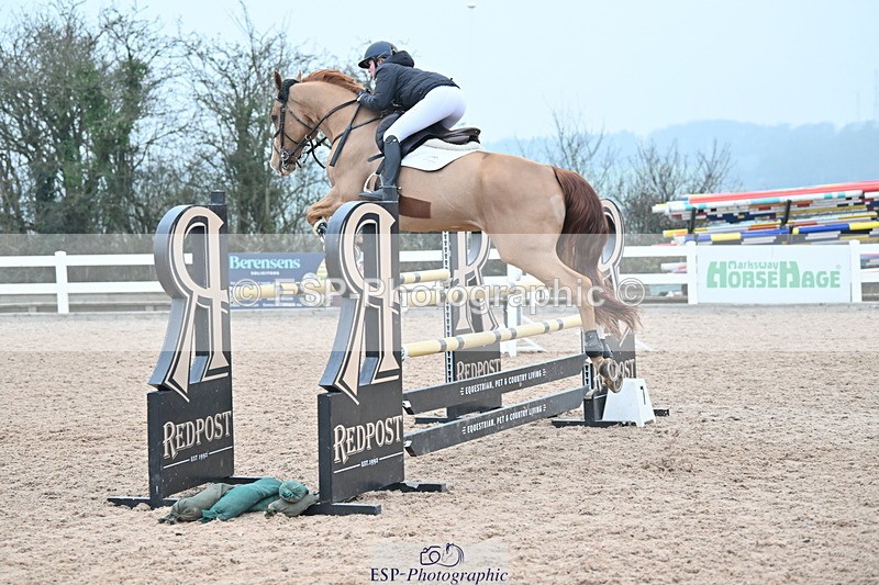 240113A-141146-02274 - Cls 13 Foxhunter and 1.20m Open