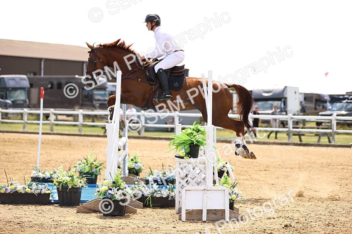 SBM_001206 - Class 16 - GFS Senior Newcomers 1.25m