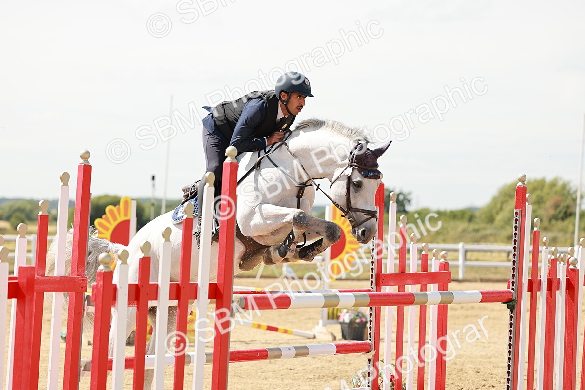 SBM_008032 - Class 4 - Senior Foxhunter - 1.20m Open