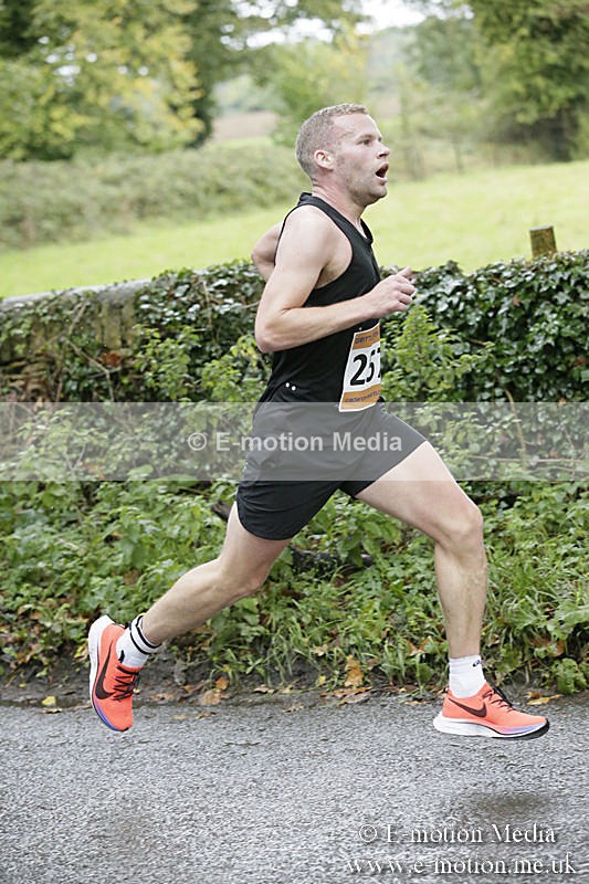 CAD131019-0545 - Cadence Events Grittleton 10km 13/10/19