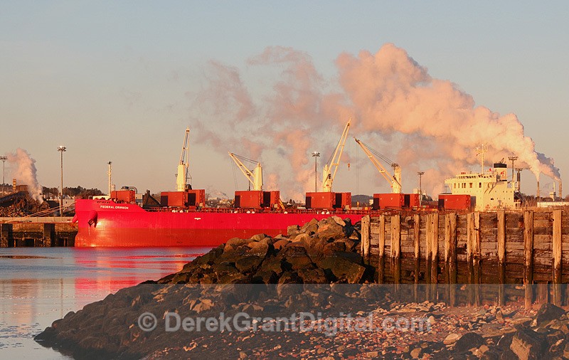 Federal Crimson Port of Saint John New Brunswick Canada - Boats