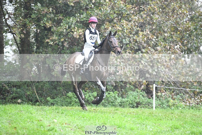 231021-110847-15180 - 658-DANCING.PADDE-Fenella.Redvers-SC+XC