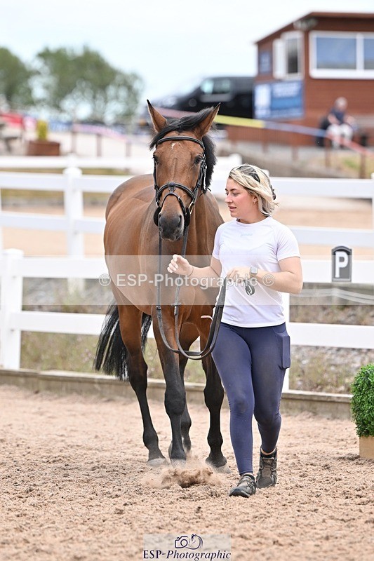 250716-141953-01020 - Trot Up 1.30 to 2.30