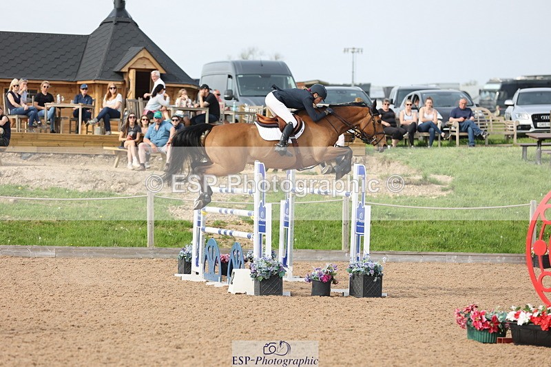 240511A-165643-15115 - Cls 38 National 1.40m Open