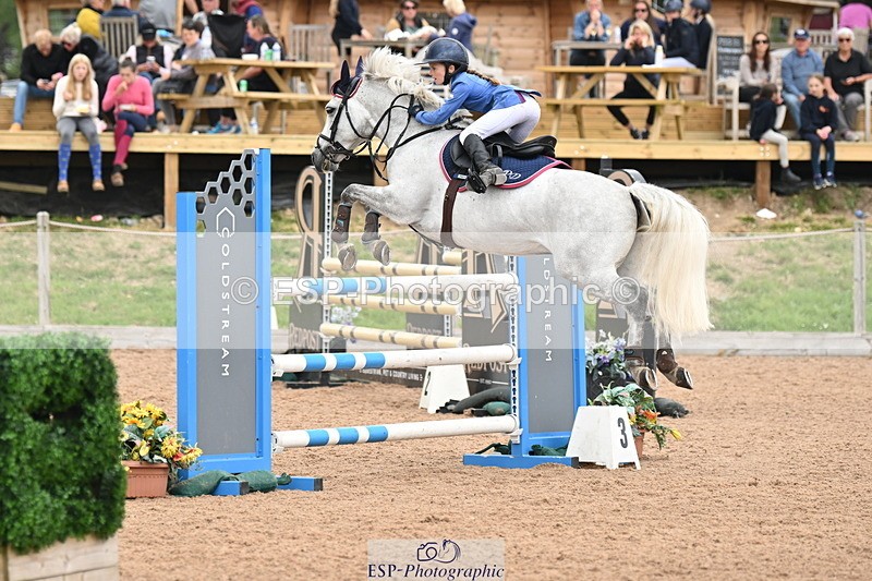 240630A-135650-13926 - Cls 25 HOYS 138cm Qualifier