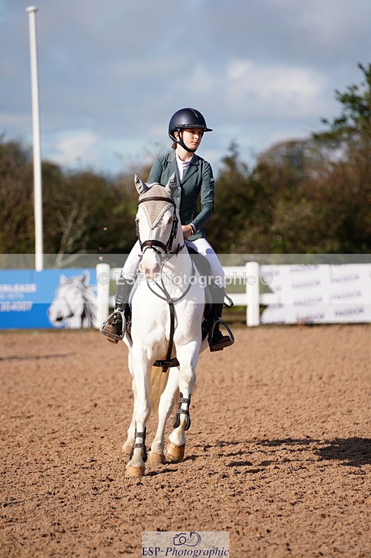 241027A-110254-02361 - SUN Cls 5 Pony Discovery and 90cm Open