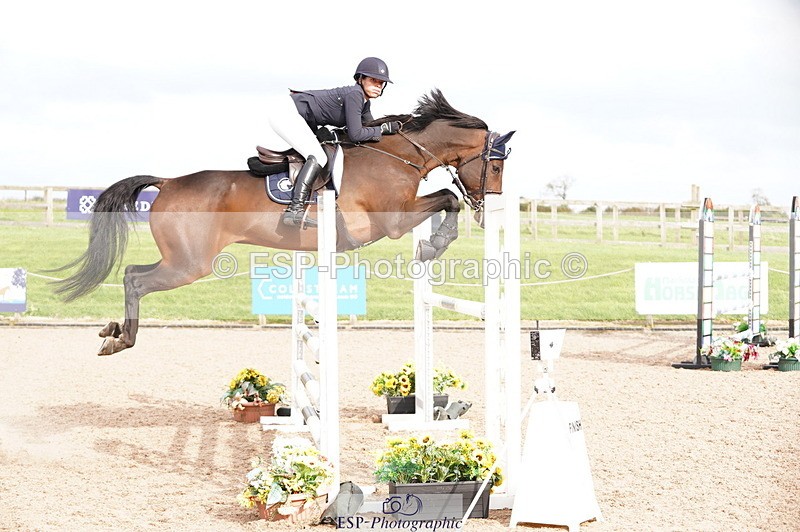 241004A-152046-00951 - Fri 04 Snr Fox & 1.20m Open