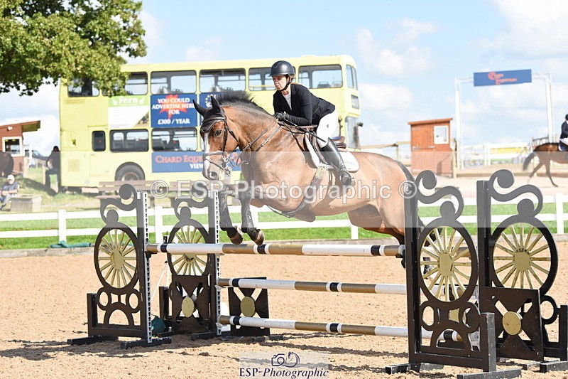 230915A-144920-00687 - Cls 12 1.05m Amateur Qualifier