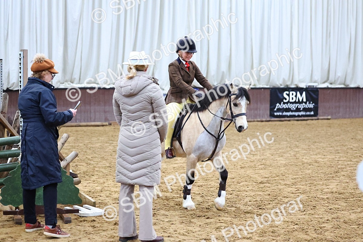 SBM_003128 - Class 35 - 60cm Training Stakes