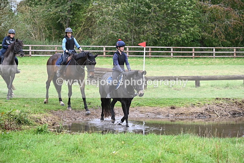 WJ6_3098 - Time at Photographer 11:01 to 11:20