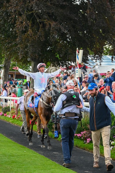 260823-Race 4-Absurde-1417 - Race 4 Sky Bet Ebor Handicap