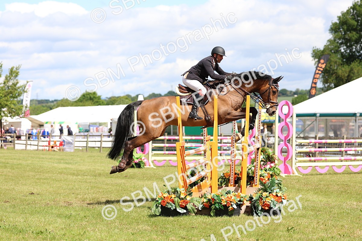 SBM_13811 - Class 206 - Senior Newcomers - 1.10m Open