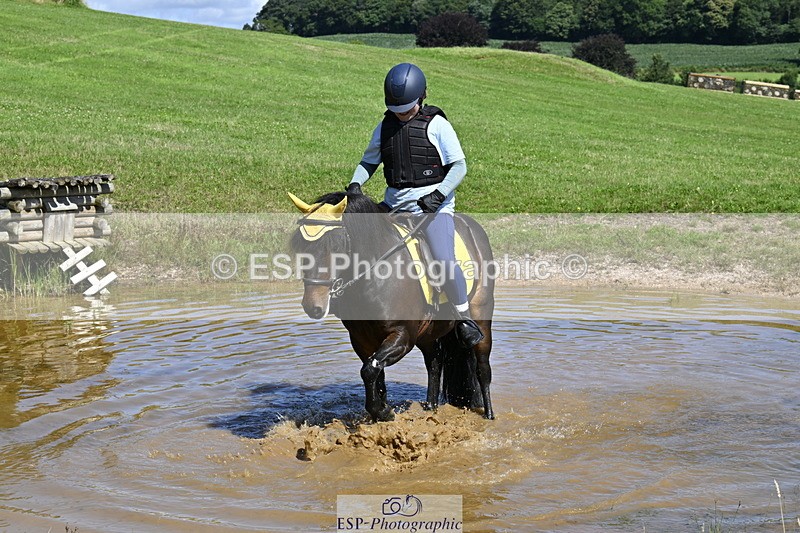 240728B-105817-00770 - Theo's Group XC