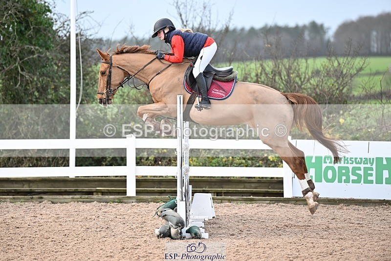 241206-130112-00884 - Cls 5 Newcomers and 1.10m Open