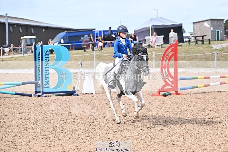 250826-154418-00178 - Clear Round and 60cm